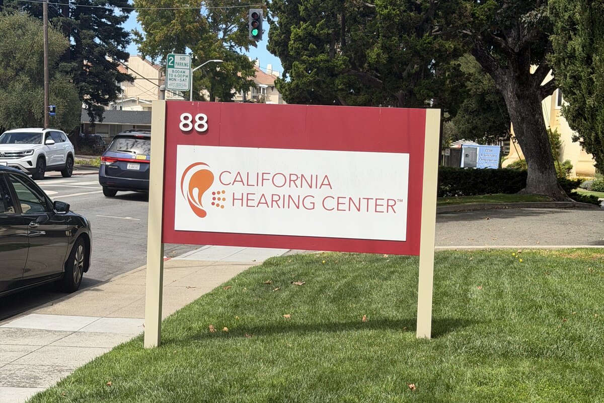 California Hearing Center sign, San Mateo